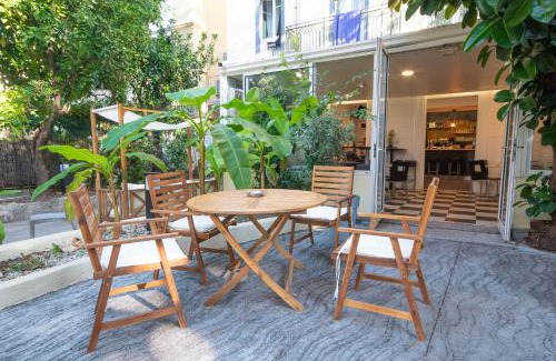 Jean-Medecin Hostel | Auberge de Jeunesse HI Nice Les Camélias