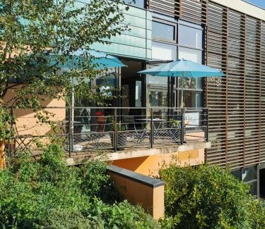 Quartier Grieu-Vallon Suisse-Saint-Hilaire Hostel | Auberge de Jeunesse HI Rouen