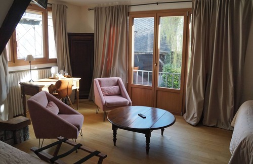Signy-lAbbaye Hotel | auberge de L'Abbaye