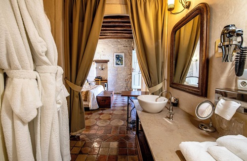 Nitry Hotel | Auberge de la Beursaudiere