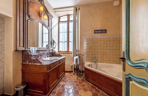 Nitry Hotel | Auberge de la Beursaudiere