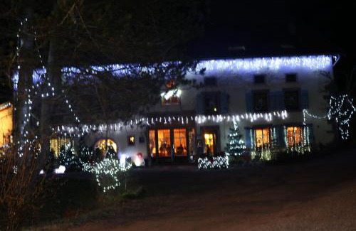 Taintrux Hotel | Auberge De La Charriole