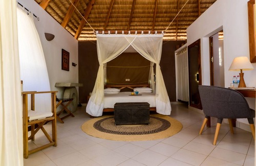 Toliara House | Auberge De La Table