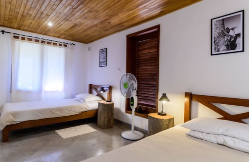 Toliara House | Auberge De La Table