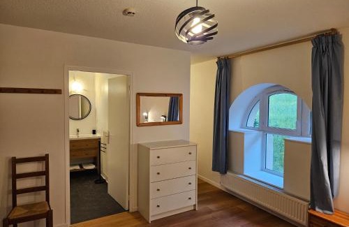 Lathuile Hotel | Auberge de Pontgibaud