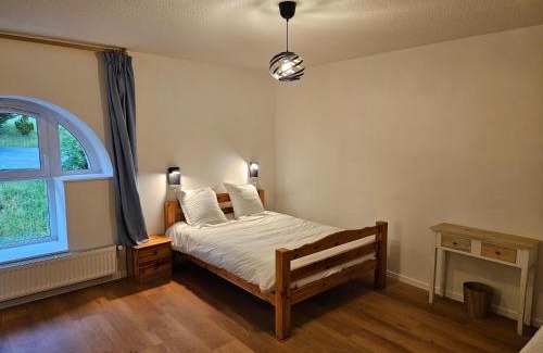 Lathuile Hotel | Auberge de Pontgibaud