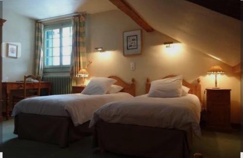 Echenevex Hotel | Auberge Des Chasseurs