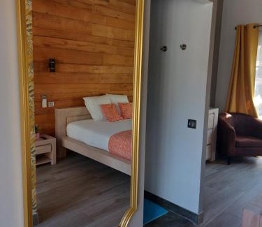 Bormes-Les-Mimosas Bed & Breakfast | Auberge du Dom
