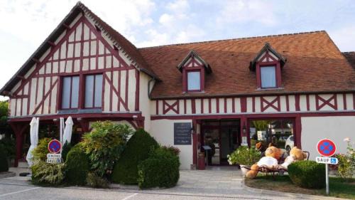 Mesnil-Saint-Pere Hotel | Auberge du Lac, Sure Hotel Collection by Best Western