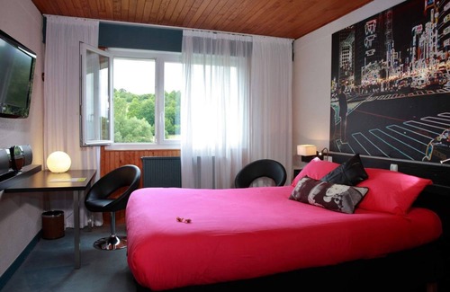 Rouvres-en-Xaintois Hotel | Auberge du Parc
