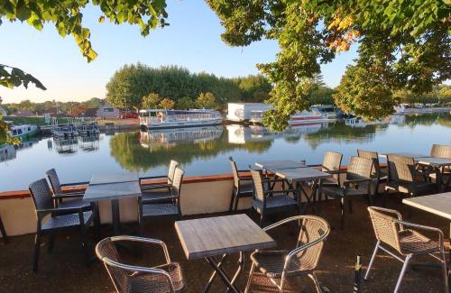 Briare Hotel | Auberge du pont canal