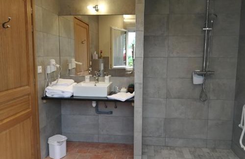 Canapville Bed & Breakfast | Auberge du Vieux Tour Le Manoir