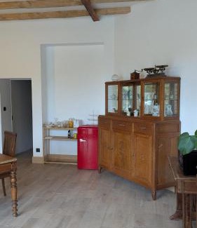 Saint-Leger-sous-Beuvray House | Auberge de la Belette Cendrée