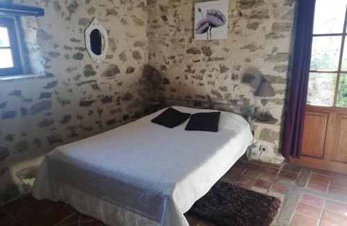 Parthenay Hotel | AUBERGE LA BOUCHOLIERE