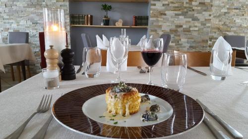 Apchon Hotel | Auberge le Cheylet