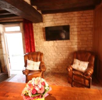 Vincelottes Hotel | Auberge Les Tilleuls