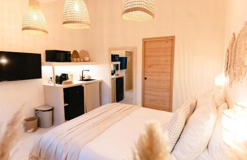 Biot Apartment | Auberge TAO