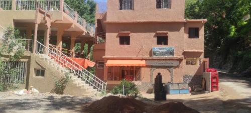 Toubkal Hotel | Auberge Toubkal Amsouzart Aitst Idar