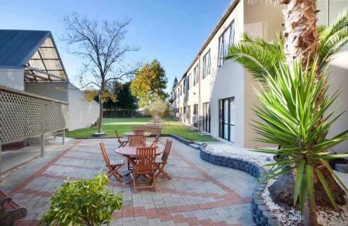 Mangere Hotel | Auckland Airport Kiwi Motel