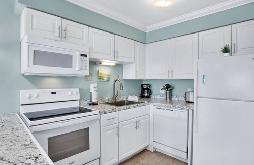 Ono Island Condo | Aug 18-21 Open, Surf's Edge, Top Floor Oceanfront Condo, Pool, Incredible Views, Sleeps 6