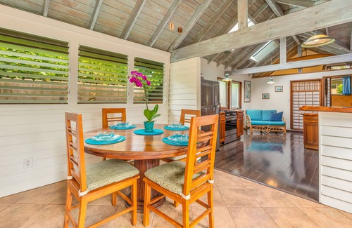 Wainiha House | AUG DISCOUNT Island Beach House 1 minute walk to Sand Kids Welcome Lic#TVNC1058