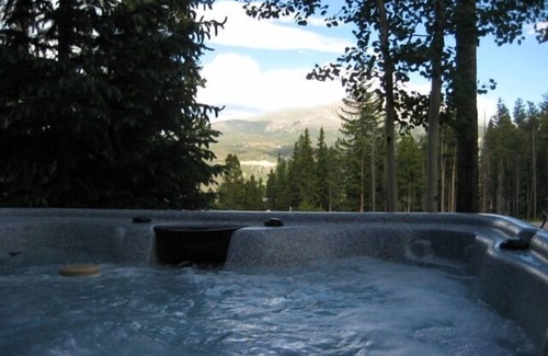 Timber Trail House | AUG&SEPT Deals! Great layout and space. Views/HotTub/Billiards. Easy to Town.