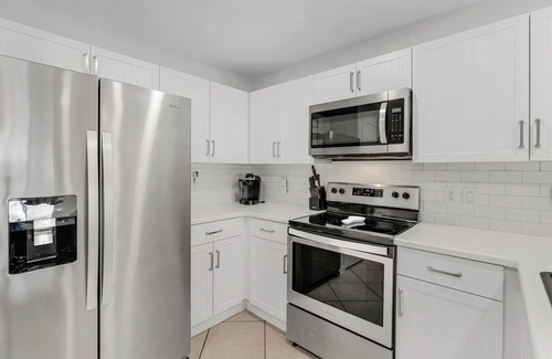 Miramar Beach Condo | AUG-SEPT OPENINGS Steps to Beach, Large patio w/grill. Beach Chairs & Umbrella