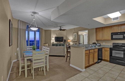 Fort Walton Beach - Destin Condo | AUGUST, 2025 SPECIAL! 9th Floor, Ocean View, 2 King Size BR, 2 Bath.