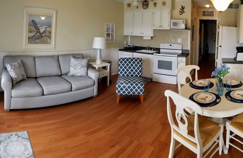Folly Field Villa | August dates available nOcean View, 2nd floor Wi-Fi