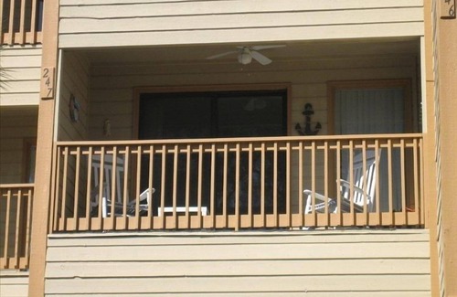Folly Field Villa | August dates available nOcean View, 2nd floor Wi-Fi