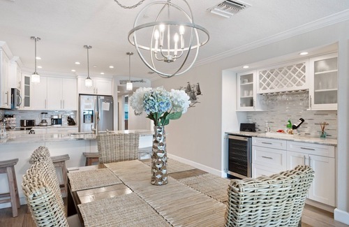 Indian Shores Condo | August & September Offer! Book 3 Nights get the Forth Free! Direct Gulf View!