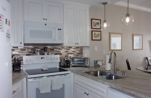 Orange Beach Condo | August Special - 5 Star Premier On the Gulf, Palm Beach Condo 2/bed/2 1/2 baths