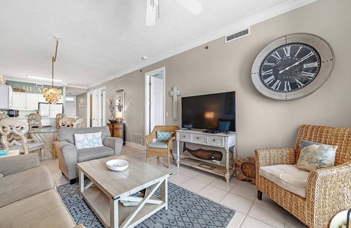 Gulf Shores Condo | August Specials Gulf front condo with large balcony overlooking Gulf of Mexico