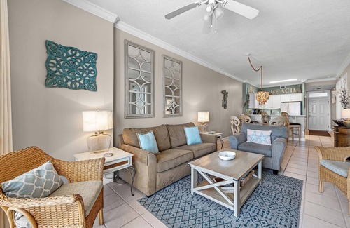 Gulf Shores Condo | August Specials Gulf front condo with large balcony overlooking Gulf of Mexico