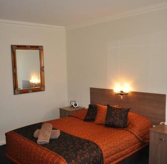 Port Augusta West Hotel | Augusta Courtyard Motel