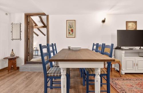 Pchelnik Villa | Augusta's Authentic Farm House