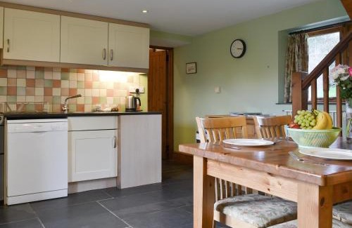 Hartland House | Aunt Nell's Cottage - 18826