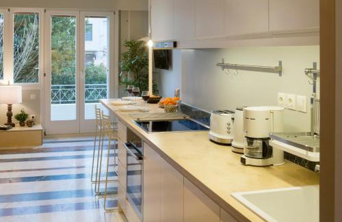 Plaka Apartment | Auntie’s Home