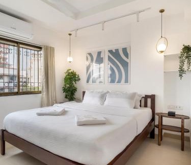 Pali Hill Apartment | Aura 2BHK Bandra W by The Bombay Home Company
