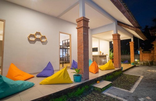 Peliatan Hostel | Aura Dormitory House Ubud