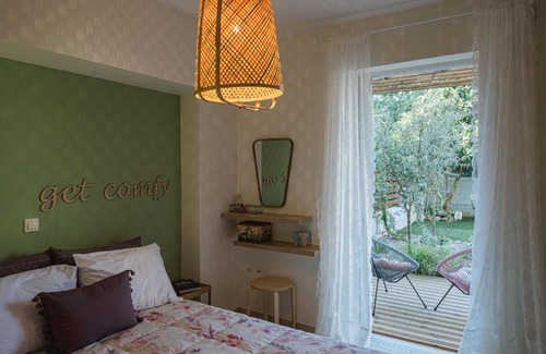 Anatolikos Sinikismos Apartment | Aura Garden Apartment