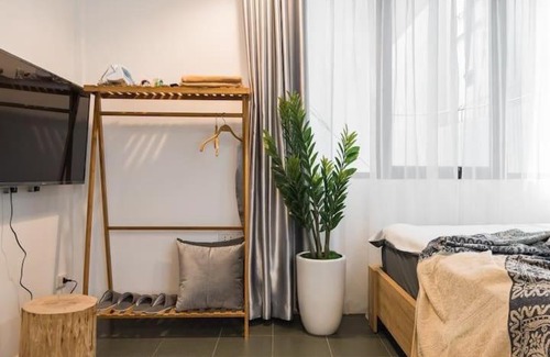 Old Quarter Apartment | Aura Home Flamboyant Whole Apartment