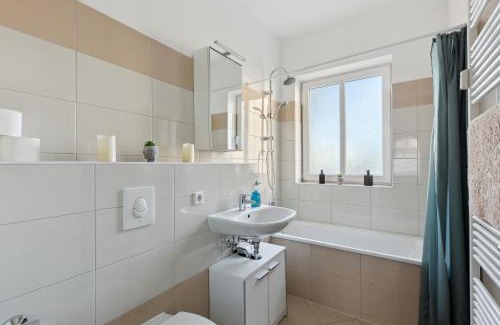 Merseburg Apartment | Aura - Nula #2 - 2 Zimmer, 4 Betten, Küche, Balkon, Waschmaschine
