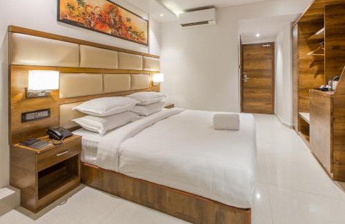 Edapalli Hotel | Aura One Hotel