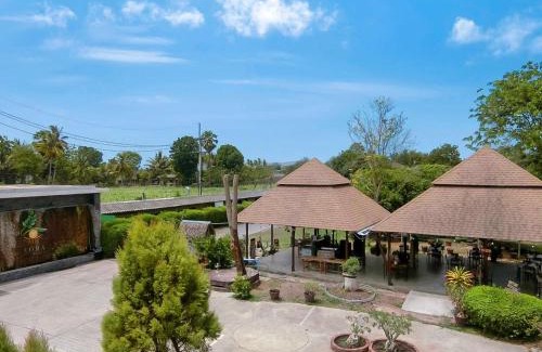 Ban Pong House | AURA Park Resort