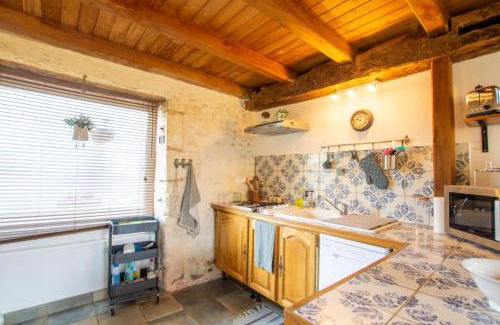 Bertric-Buree House | Auralite - le triangle d'emeraude