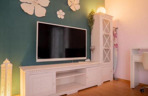 Wiesmoor Apartment | Aurora#1 mit großem Garten, Sauna und Kamin