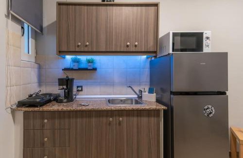 Marmari Apartment | Aurora Apartment, Room 2 - Cozy, close to the beach