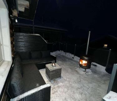 Kilpisjarvi House | Aurora Bliss Cabin Retreat