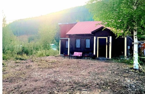 Fox House | Aurora Fox Creek Cabin